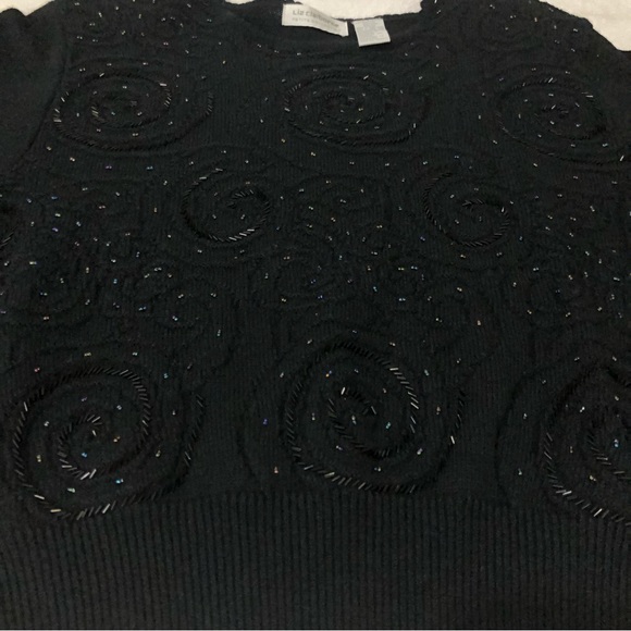 Vintage Liz Claiborne Petite Collection Lambswool Crop Beaded  Sweater SZ M - Picture 7 of 11